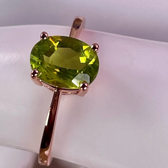 GENUINE Peridot 14k Rose Gold on silver ring - Picture 5 of 7